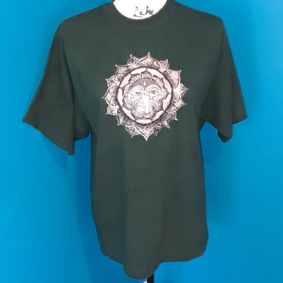 5/25. Shangri-La Forest Green Sun Tee Shirt - Picture 1 of 8